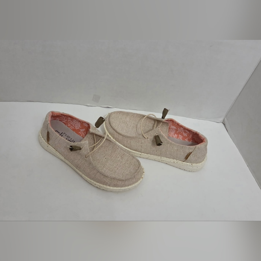 Hey Dudes Wendy Chambray White Nut Slip On Shoes Comfort Women's Size 7